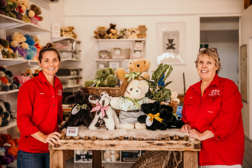 Tambo Teddies - Tammy and Alison