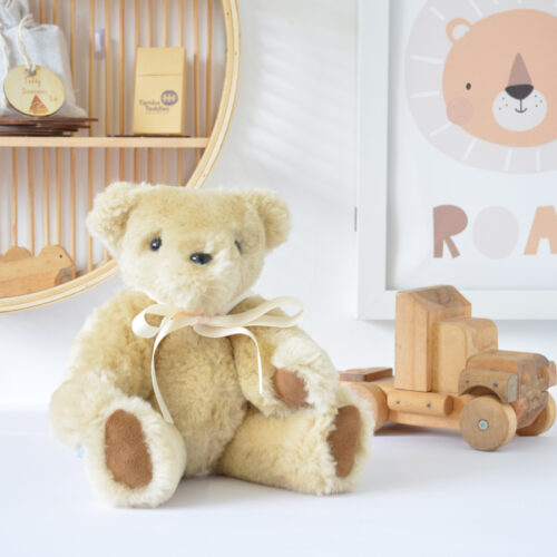 Tambo Teddies Dusty jointed teddy bear in honey woollen sheepskin