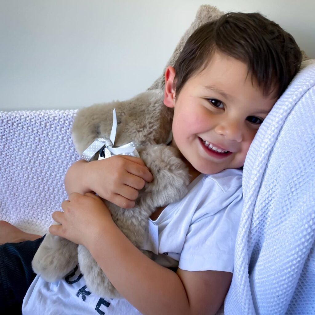 Tambo Teddies Bear Hug Club