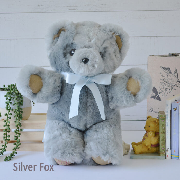 Tambo Teddies Logo teddy bear woollen sheepskin
